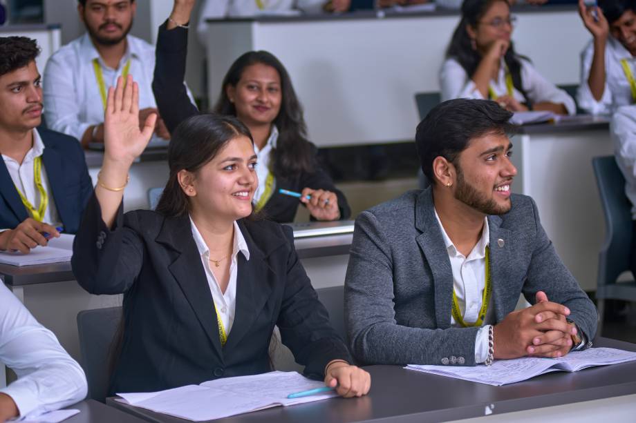 MIT VPU Solapur – leading university for B.Tech in Maharashtra