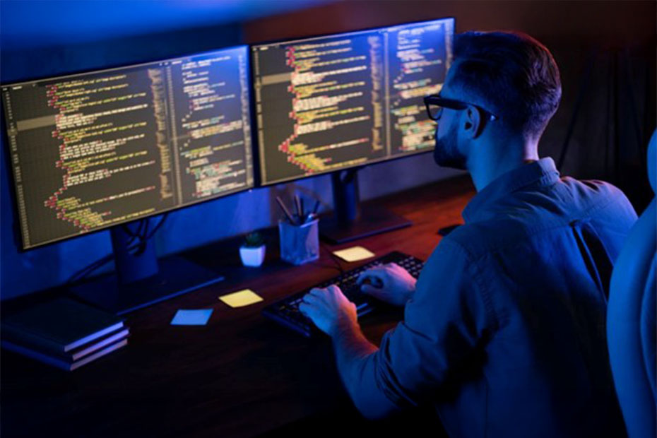 Student in MIT VPU’s Computer Science lab working on coding project